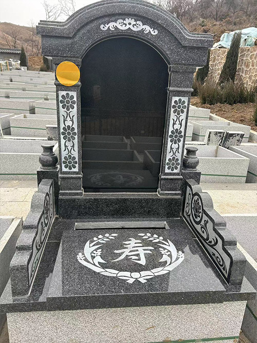 盘龙公墓碑型